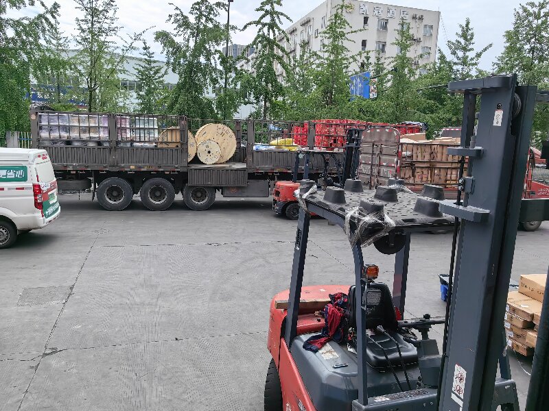 成都到王益區(qū)物流公司